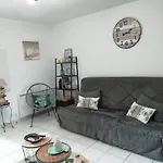 Apartman Bel A 100 M De La *