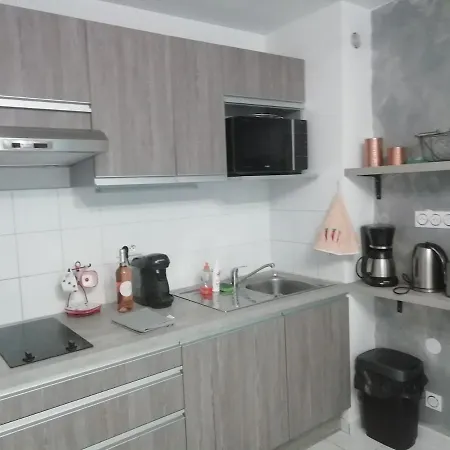 Διαμέρισμα Bel A 100 M De La *