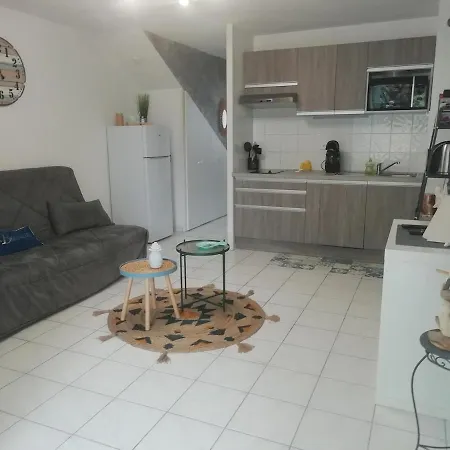 Bel A 100 M De La * Carcans